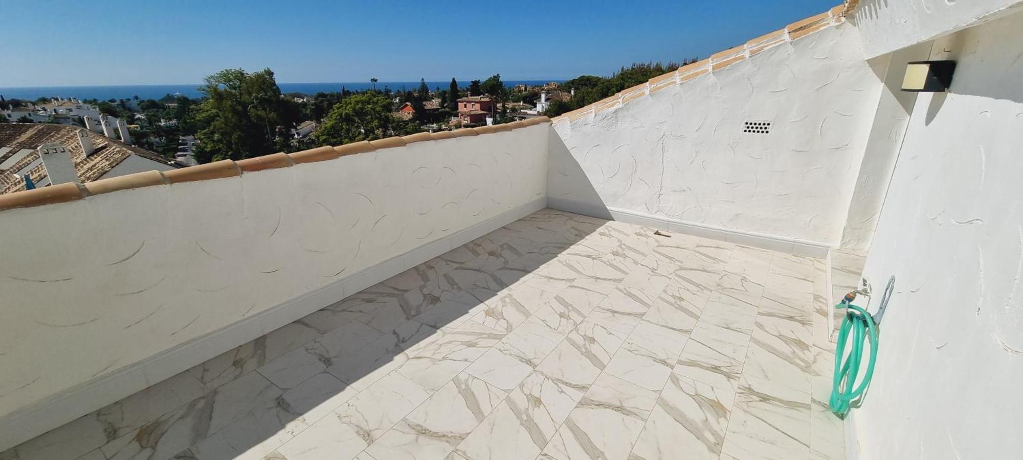 Appartamento Duplex Nueva Andalucia Con Maravillosas Vistas Al Mar Marbella