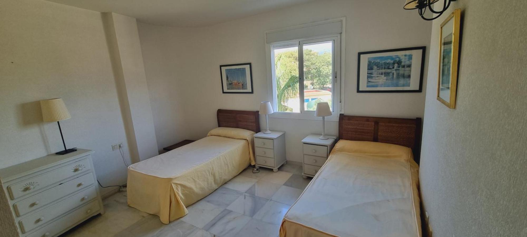Appartamento Duplex Nueva Andalucia Con Maravillosas Vistas Al Mar *